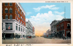 De Mers Avenue Grand Forks ND 09-21-1932