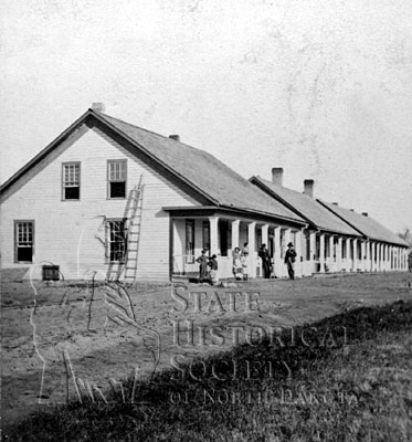 Officers' Quarters, Fort Abercrombie, DT